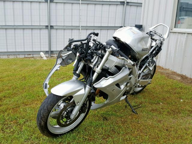 JS1VP53A332103726 - 2003 SUZUKI SV650 SILVER photo 2