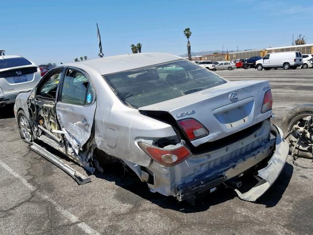 JTHBF30G120079279 - 2002 LEXUS ES 300 SILVER photo 3