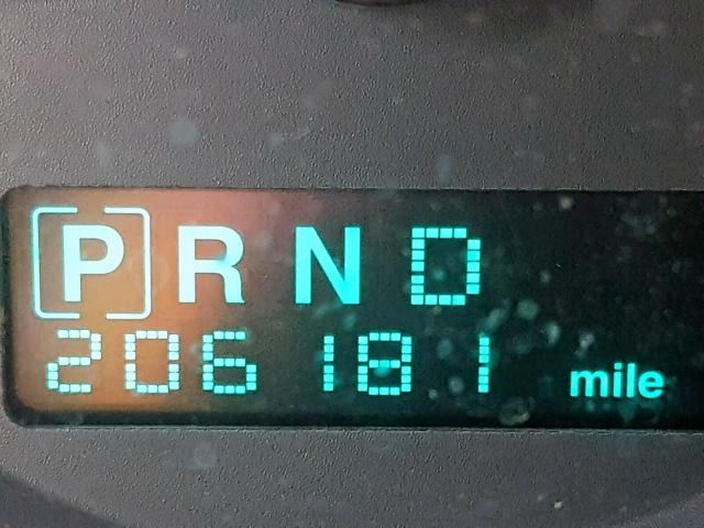 1J8HG48K26C144113 - 2006 JEEP COMMANDER GOLD photo 8