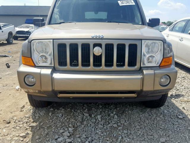 1J8HG48K26C144113 - 2006 JEEP COMMANDER GOLD photo 9