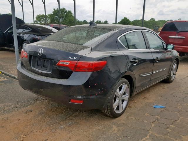 19VDE1F79DE000646 - 2013 ACURA ILX 20 TEC BLACK photo 4