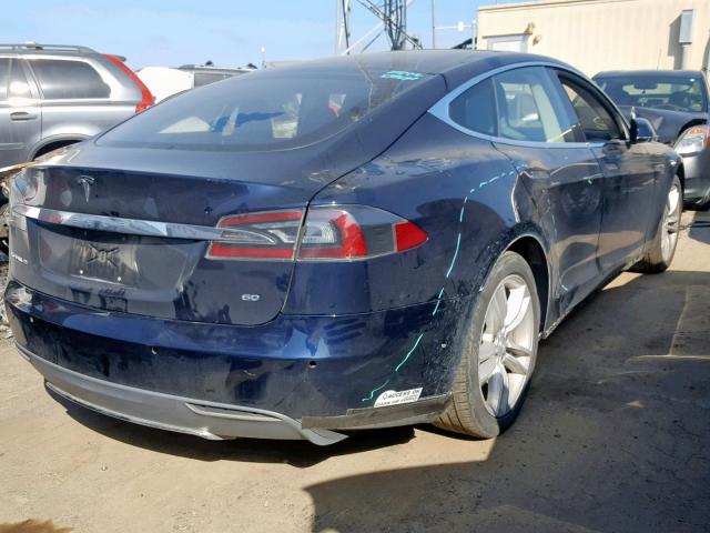 5YJSA1S19FFP76882 - 2015 TESLA MODEL S 70 BLUE photo 4