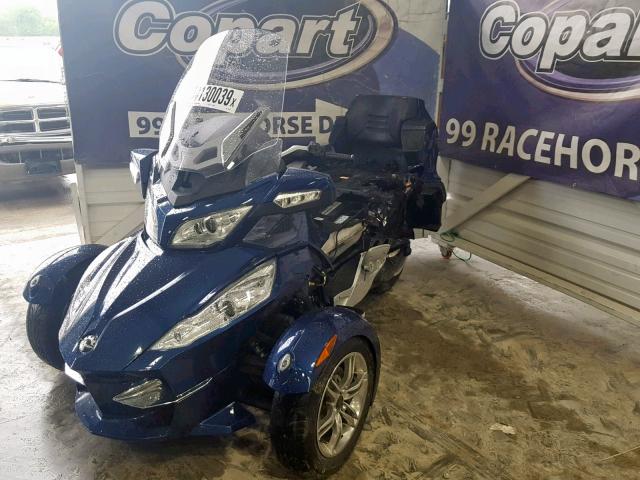 2BXJBKC18AV001054 - 2010 CAN-AM SPYDER ROA BLUE photo 2