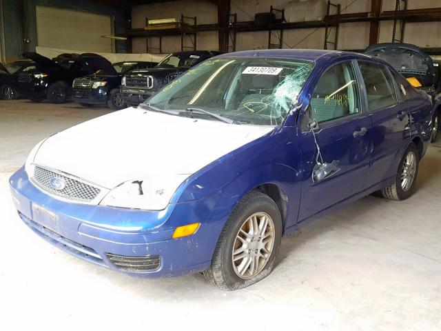 1FAFP34N66W163664 - 2006 FORD FOCUS ZX4 BLUE photo 2