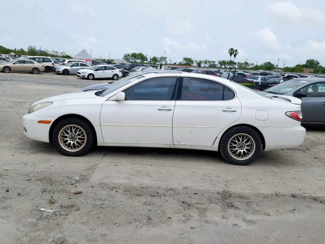 JTHBF30G725022796 - 2002 LEXUS ES 300 WHITE photo 9