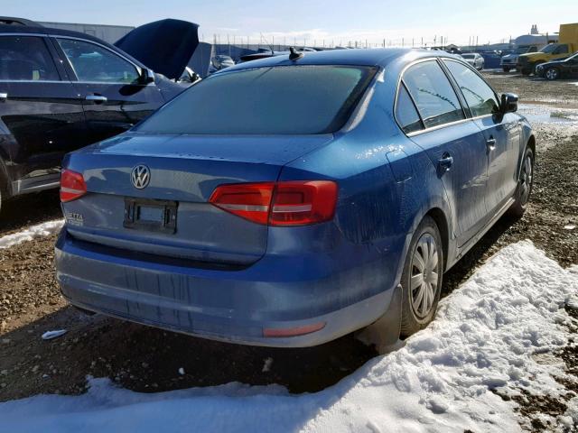 3VW1K7AJ8FM347657 - 2015 VOLKSWAGEN JETTA BASE BLUE photo 4