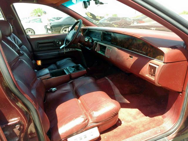 1G4BT537XNR452218 - 1992 BUICK ROADMASTER MAROON photo 5