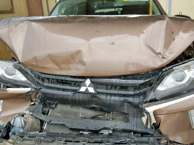 JA4AT4AA1JZ064825 - 2018 MITSUBISHI ECLIPSE CR BROWN photo 7