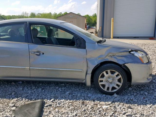 3N1AB6AP8AL650859 - 2010 NISSAN SENTRA 2.0 SILVER photo 9