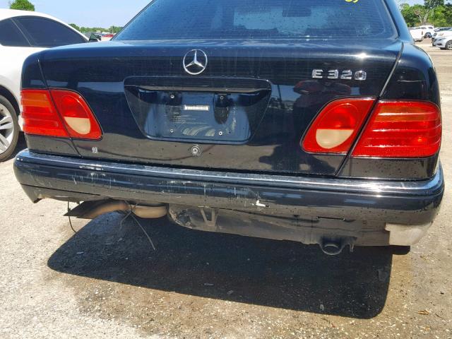 WDBJF65H5XA769410 - 1999 MERCEDES-BENZ E 320 BLACK photo 9