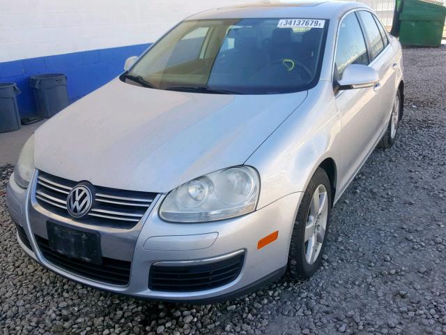 3VWRZ71K39M085400 - 2009 VOLKSWAGEN JETTA SE SILVER photo 2