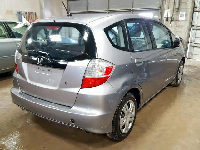 JHMGE8G25AS008881 - 2010 HONDA FIT GRAY photo 4