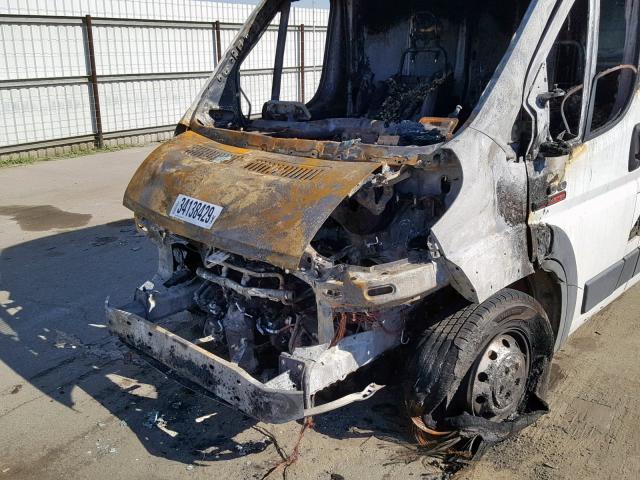 3C6TRVAG0GE130753 - 2016 RAM PROMASTER 白色 照片 9