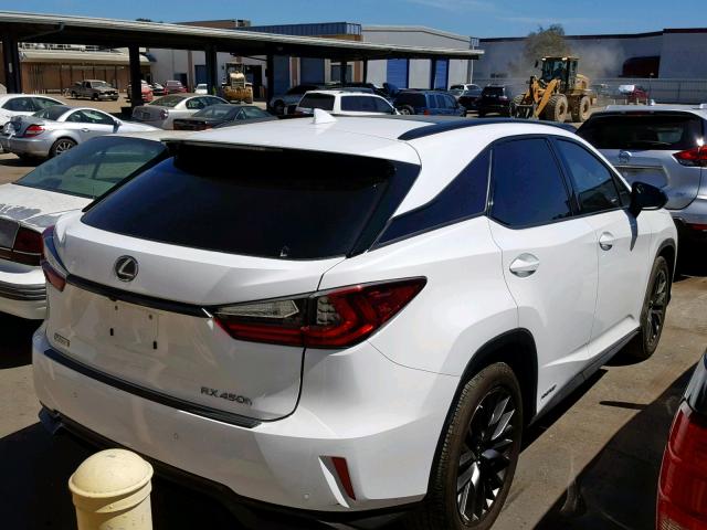 2T2BGMCA5GC005710 - 2016 LEXUS RX 450H WHITE photo 4