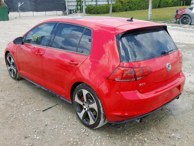 3VW447AU6HM033994 - 2017 VOLKSWAGEN GTI S/SE RED photo 3