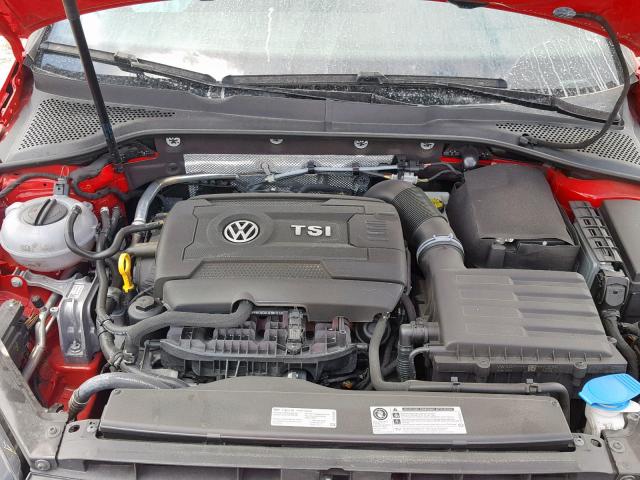 3VW447AU6HM033994 - 2017 VOLKSWAGEN GTI S/SE RED photo 7