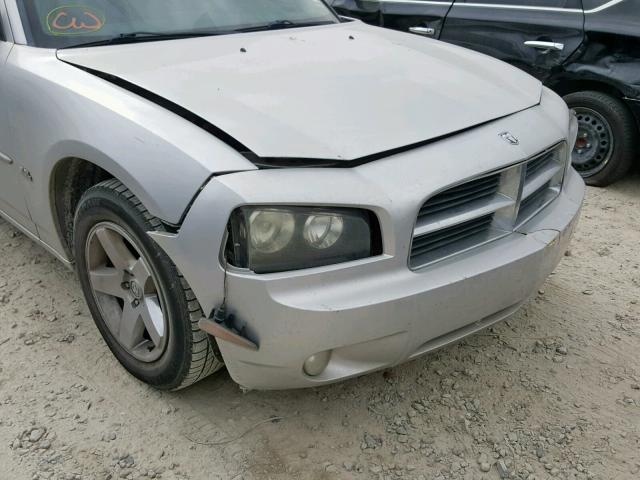 2B3CA3CV4AH138075 - 2010 DODGE CHARGER SX SILVER photo 9