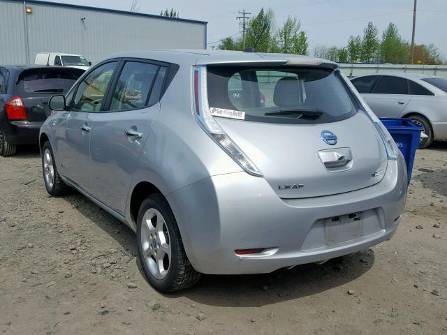 JN1AZ0CP5BT004746 - 2011 NISSAN LEAF SV SILVER photo 3