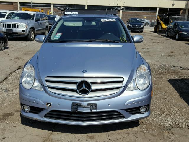 4JGCB65E28A071331 - 2008 MERCEDES-BENZ R 350 BLUE photo 9