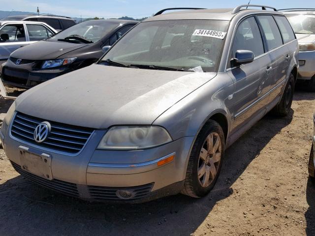 WVWYH63B73E400477 - 2003 VOLKSWAGEN PASSAT GLX GRAY photo 2