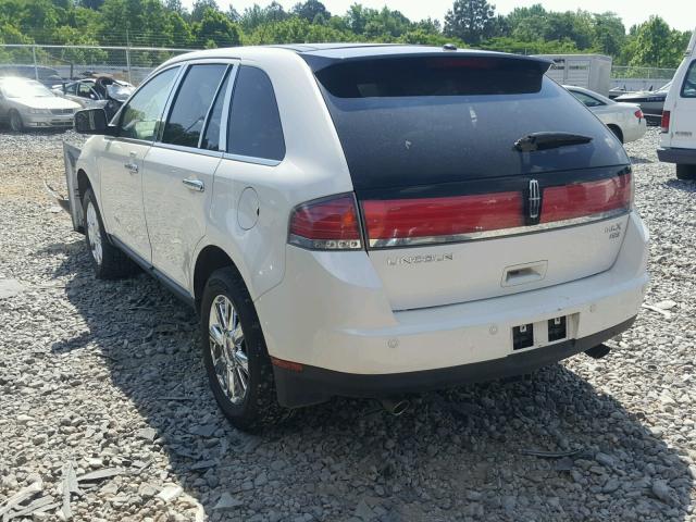 2LMDU88CX7BJ26913 - 2007 LINCOLN MKX WHITE photo 3