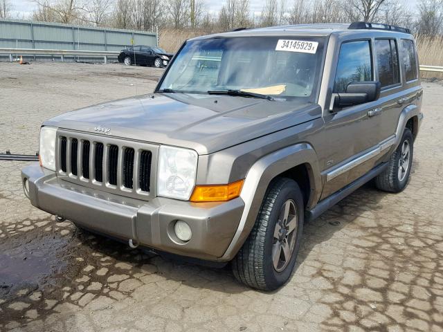1J8HG48K46C273728 - 2006 JEEP COMMANDER GOLD photo 2