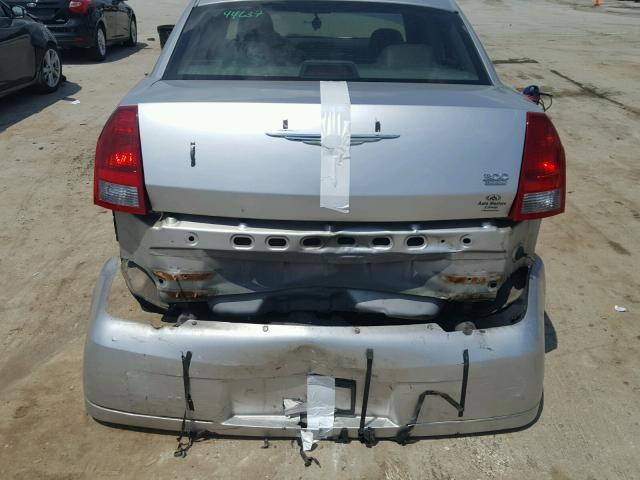 2C3AA53G85H684617 - 2005 CHRYSLER 300 TOURIN GRAY photo 9