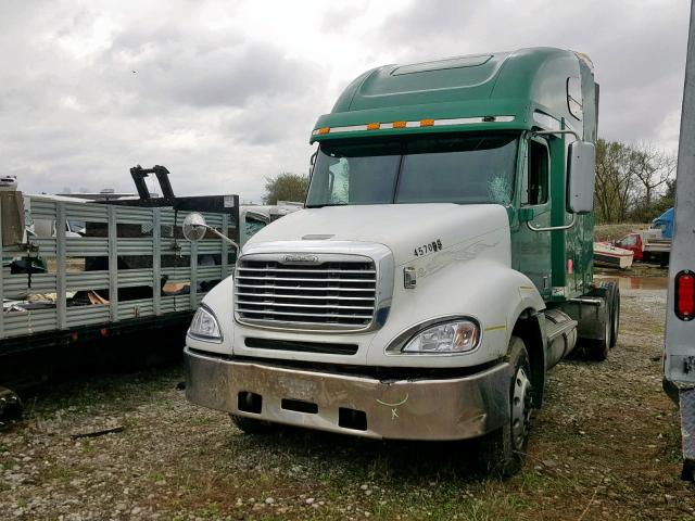 1FUJA6CK77LX78976 - 2007 FREIGHTLINER CONVENTION GREEN photo 2