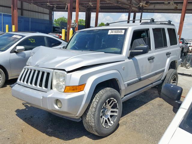 1J8HG48N26C275200 - 2006 JEEP COMMANDER SILVER photo 2