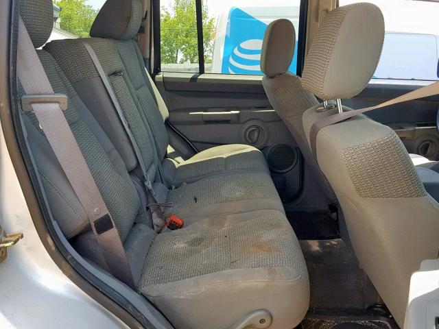 1J8HG48N26C275200 - 2006 JEEP COMMANDER SILVER photo 6