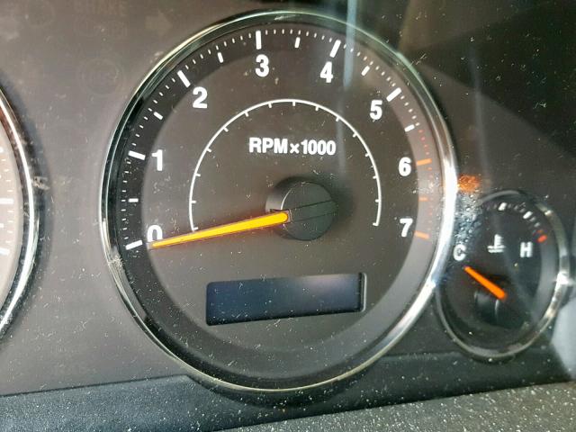 1J8HG48N26C275200 - 2006 JEEP COMMANDER SILVER photo 8