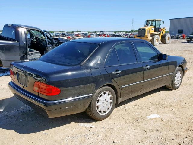 WDBJF65H4XA929020 - 1999 MERCEDES-BENZ E 320 BLACK photo 4