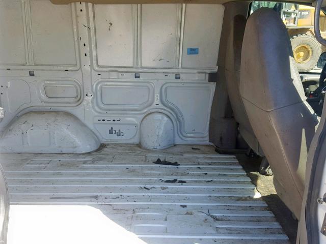 1GCDM19X25B103816 - 2005 CHEVROLET ASTRO WHITE photo 6