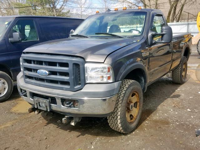 1FTWF31557EB52048 - 2007 FORD F350 SRW S CHARCOAL photo 2