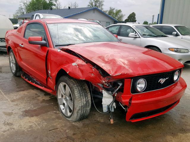 1ZVHT82H265112366 - 2006 FORD MUSTANG GT RED photo 1