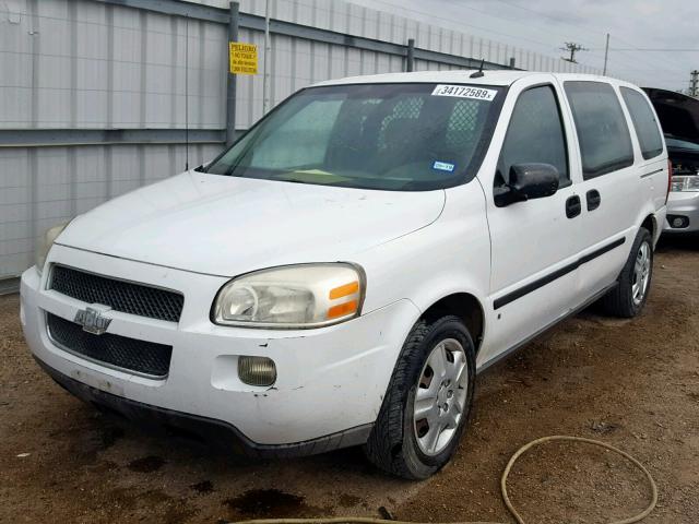 1GBDV13W08D162888 - 2008 CHEVROLET UPLANDER I WHITE photo 2