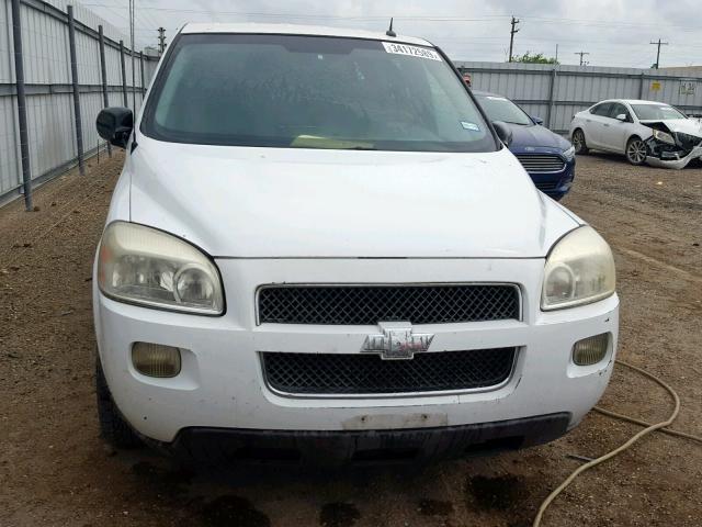 1GBDV13W08D162888 - 2008 CHEVROLET UPLANDER I WHITE photo 9