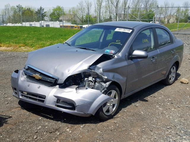 KL1TD5DE3AB043989 - 2010 CHEVROLET AVEO LS GRAY photo 2