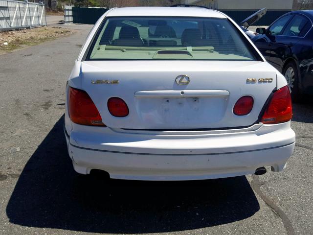 JT8BD69S720171057 - 2002 LEXUS GS 300 WHITE photo 9