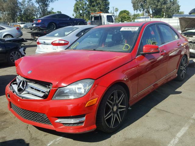 WDDGF4HB3DR283270 - 2013 MERCEDES-BENZ C 250 RED photo 2