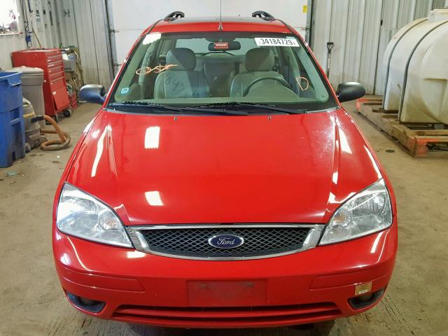 1FAHP36NX5W287425 - 2005 FORD FOCUS ZXW RED photo 9