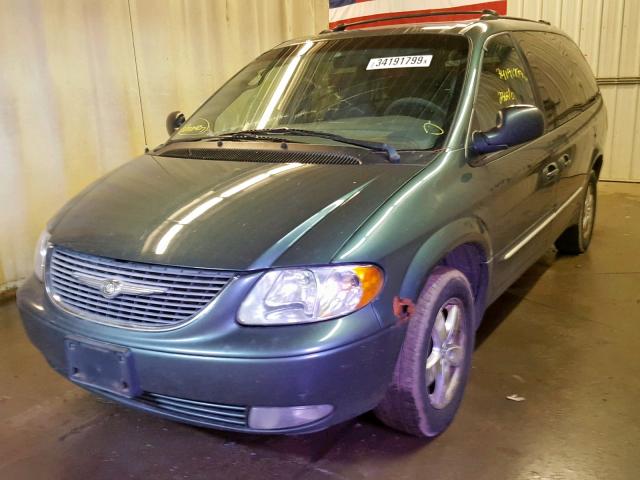 2C4GP54L22R557867 - 2002 CHRYSLER TOWN & COU GREEN photo 2