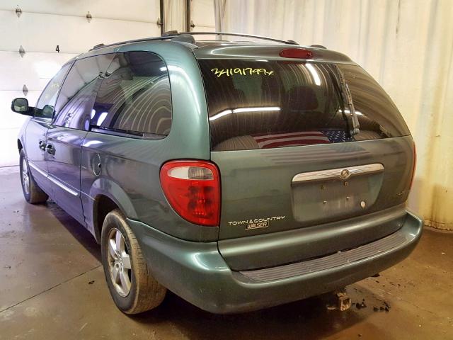 2C4GP54L22R557867 - 2002 CHRYSLER TOWN & COU GREEN photo 3