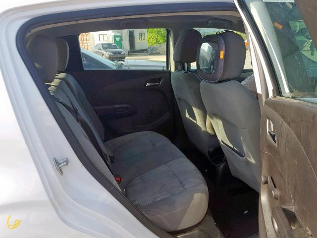 1G1JA6SH6E4210375 - 2014 CHEVROLET SONIC LS WHITE photo 6