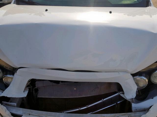 1G1JA6SH6E4210375 - 2014 CHEVROLET SONIC LS WHITE photo 7