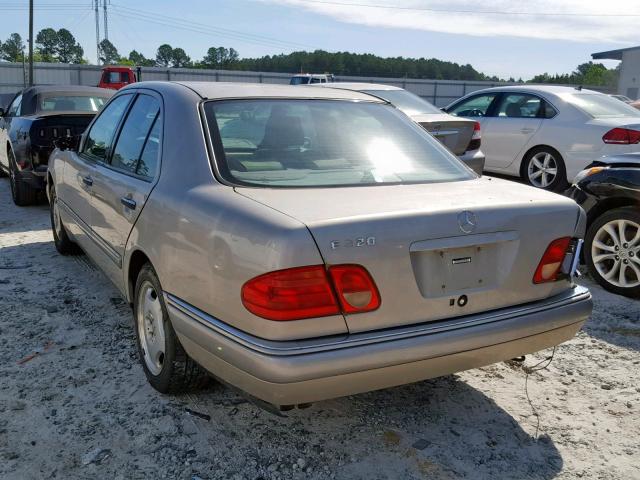 WDBJF72F5VA231280 - 1997 MERCEDES-BENZ E 420 GOLD photo 3