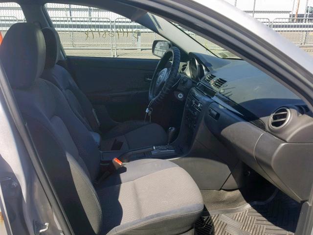 JM1BK12F251284114 - 2005 MAZDA 3 I SILVER photo 6