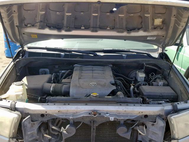 5TFJM5F10AX001115 - 2010 TOYOTA TUNDRA SILVER photo 7