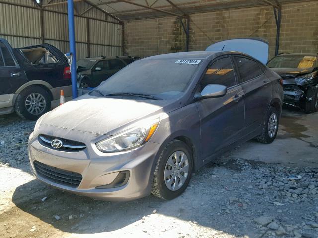 KMHCT4AE4GU007389 - 2016 HYUNDAI ACCENT SE GRAY photo 2