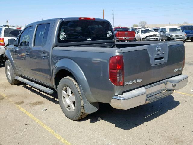 1N6AD07W68C432537 - 2008 NISSAN FRONTIER C GRAY photo 3